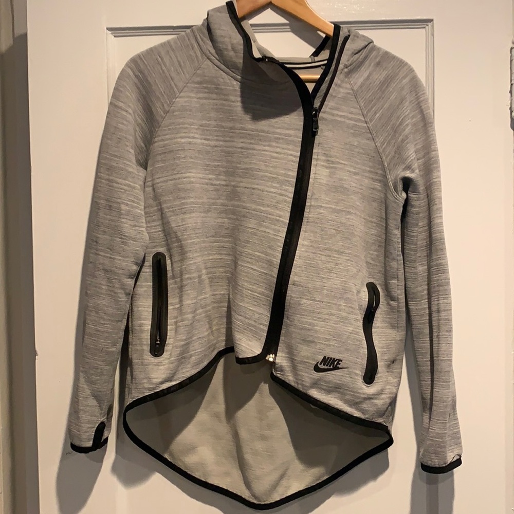 Nike hooded running cape